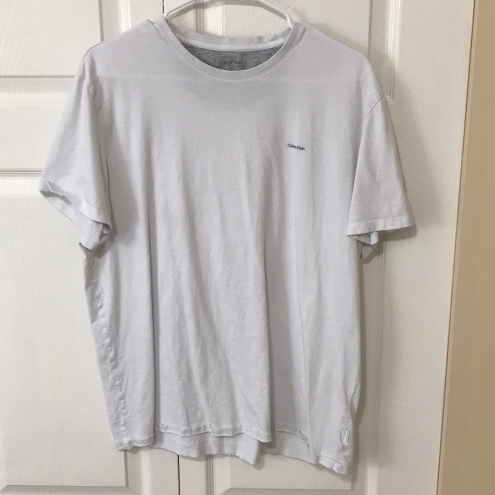 Calvin Klein T-shirt